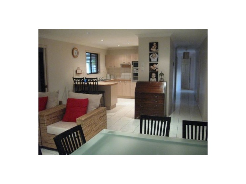 110 Oldfield Road, Sinnamon Park QLD 4073