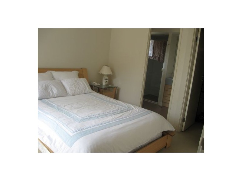 Indooroopilly QLD 4068