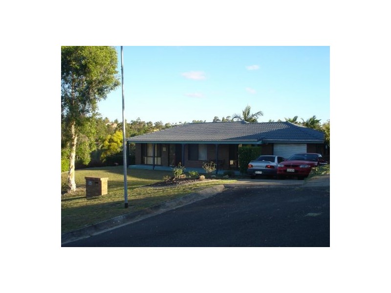 2 Samson Close, Sinnamon Park QLD 4073