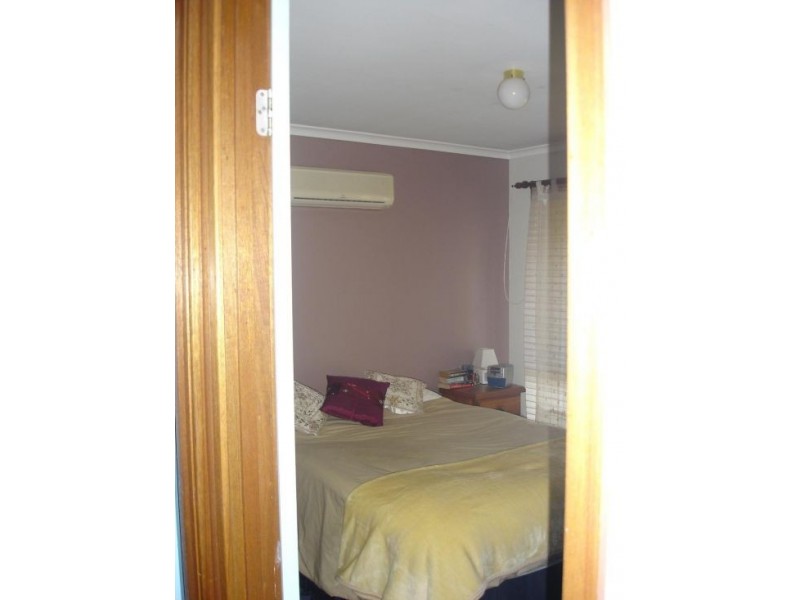 2 Samson Close, Sinnamon Park QLD 4073