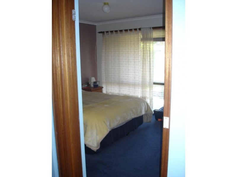 2 Samson Close, Sinnamon Park QLD 4073