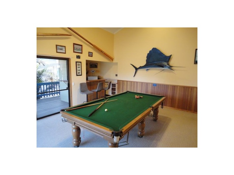 Mount Ommaney QLD 4074