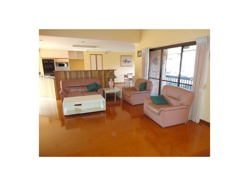 Mount Ommaney QLD 4074