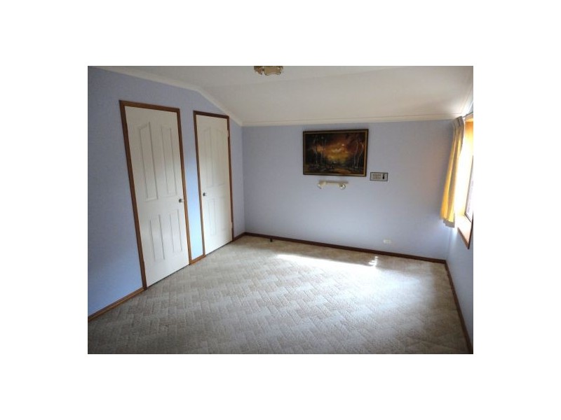 Mount Ommaney QLD 4074