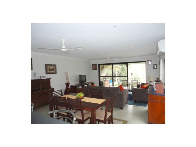 Sumner QLD 4074