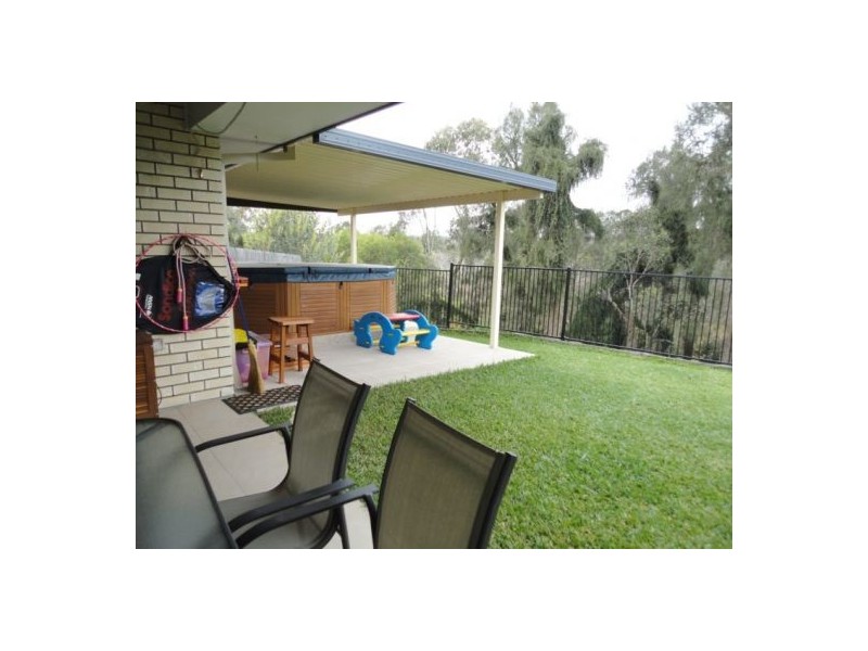 Sumner QLD 4074