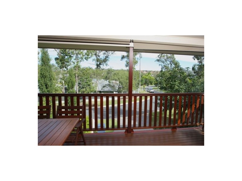 Seventeen Mile Rocks QLD 4073