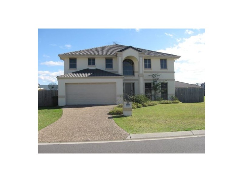 27 Barcoo Crescent, Sinnamon Park QLD 4073