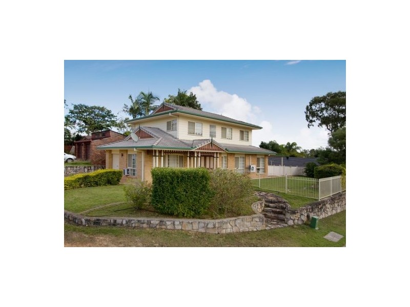 1 Wyara Close, Westlake QLD 4074