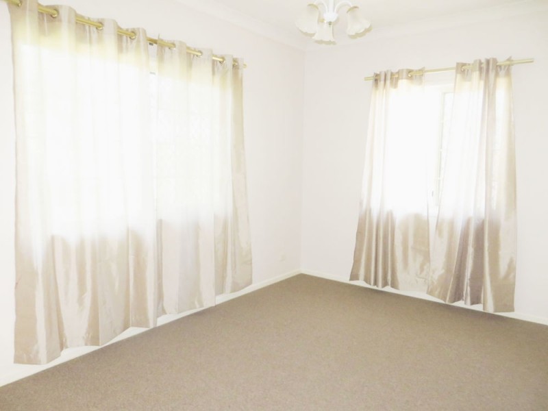 1 Wyara Close, Westlake QLD 4074