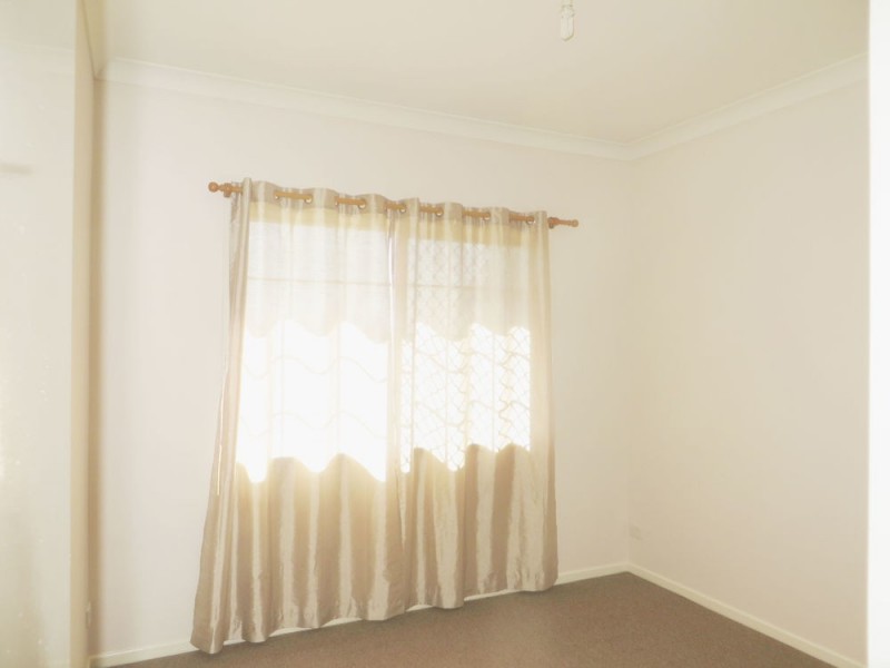 1 Wyara Close, Westlake QLD 4074