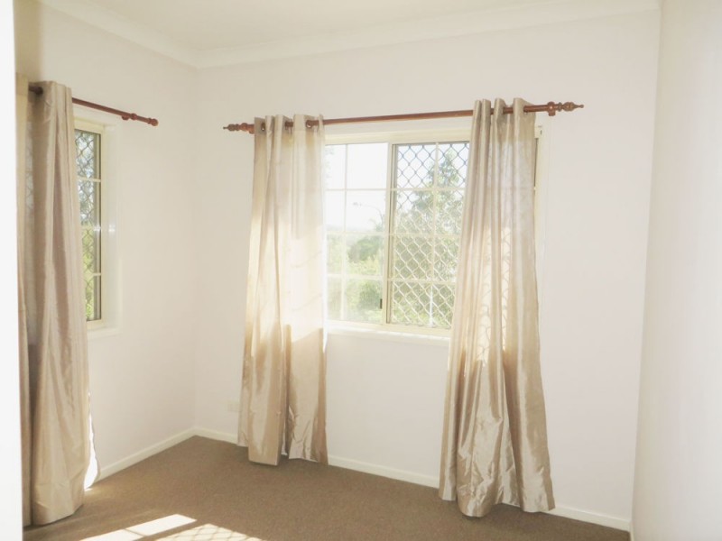 1 Wyara Close, Westlake QLD 4074