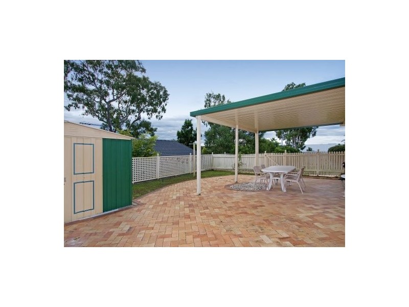 1 Wyara Close, Westlake QLD 4074