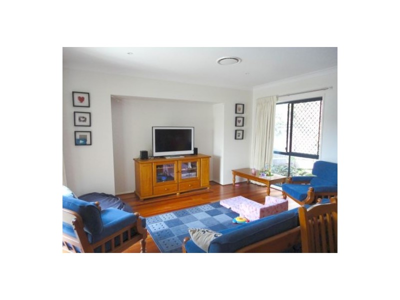 Seventeen Mile Rocks QLD 4073