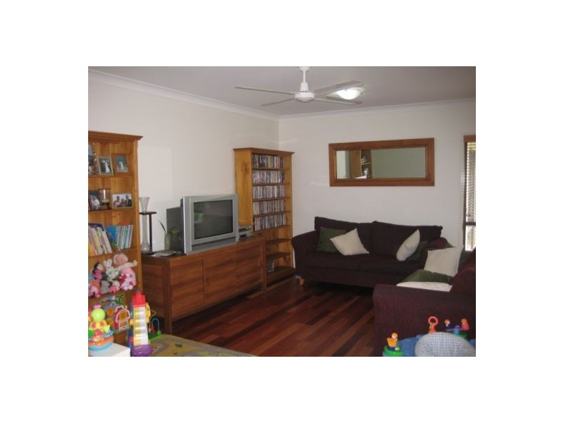 Seventeen Mile Rocks QLD 4073