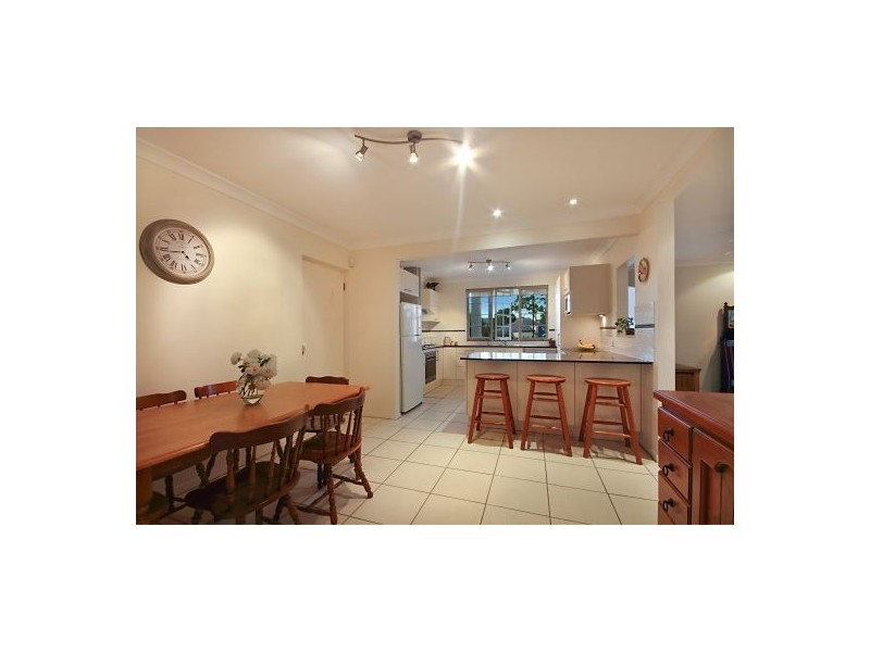 Mount Ommaney QLD 4074