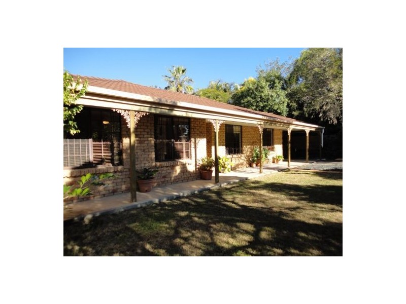 101 Raeside Street, Westlake QLD 4074