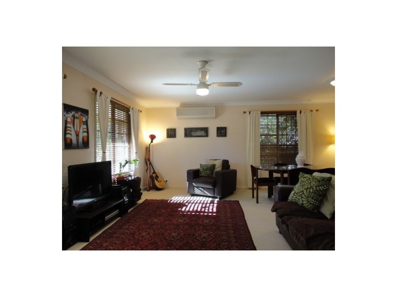 101 Raeside Street, Westlake QLD 4074