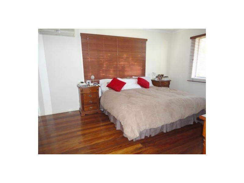 Jindalee QLD 4074