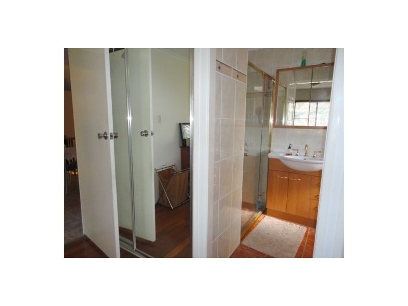 Jindalee QLD 4074