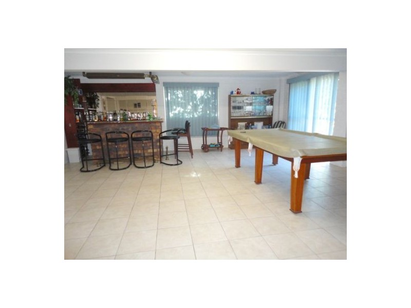 Jindalee QLD 4074