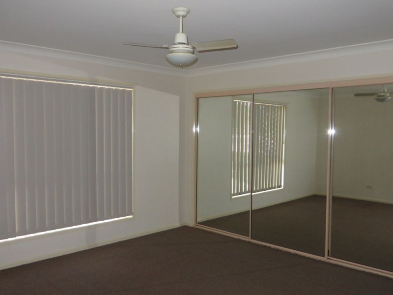 30 Pringle  Place, Forest Lake QLD 4078