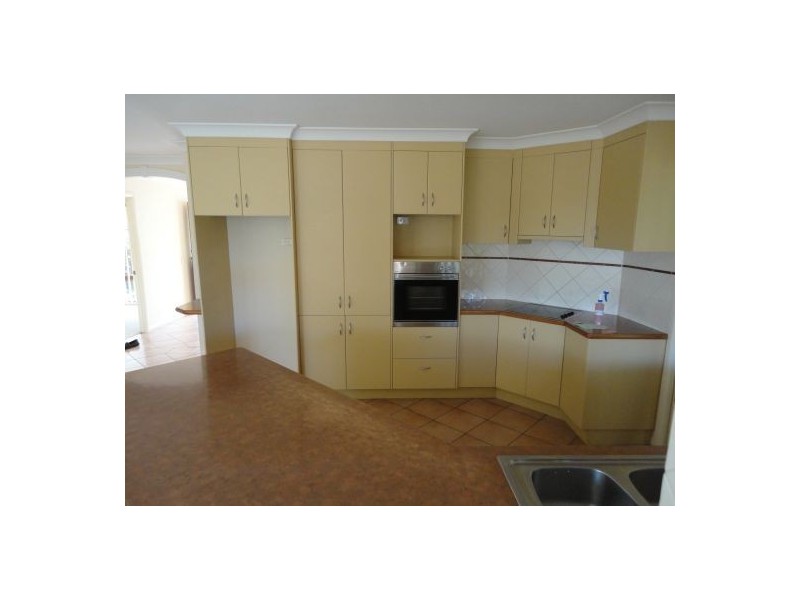 Mount Ommaney QLD 4074