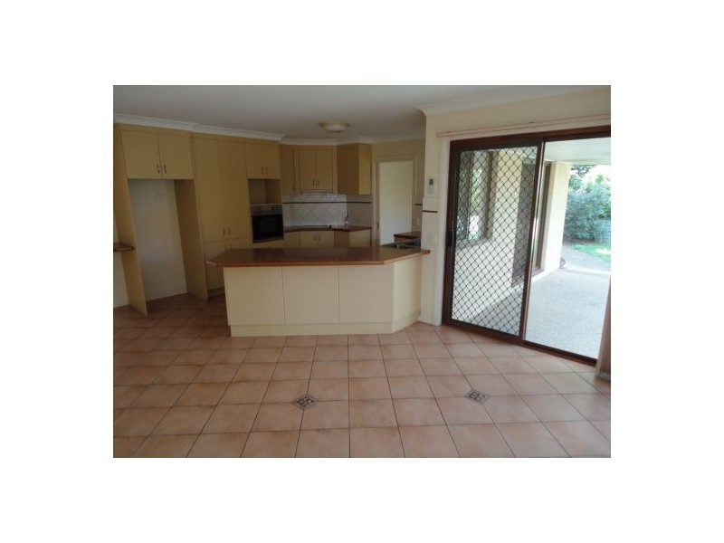 Mount Ommaney QLD 4074