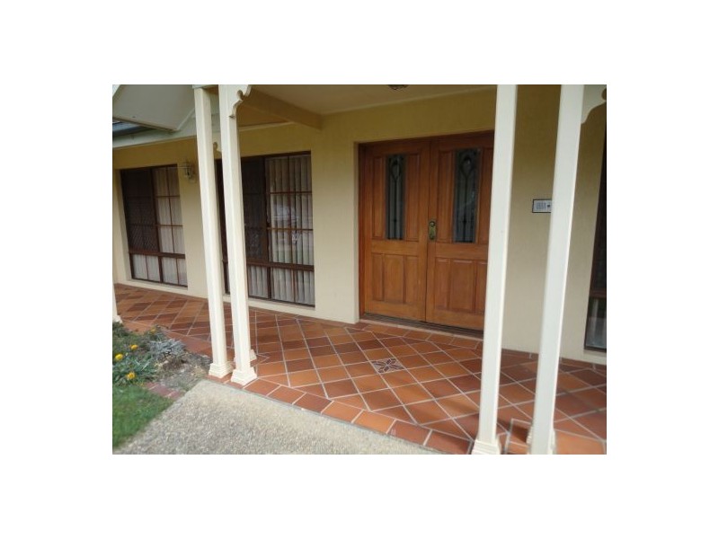 Mount Ommaney QLD 4074