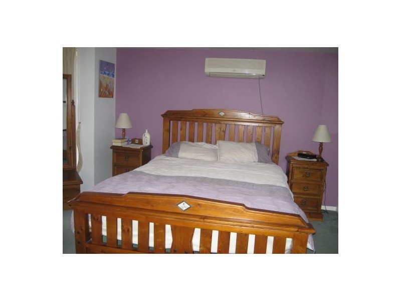 Sinnamon Park QLD 4073