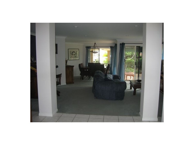 Sinnamon Park QLD 4073