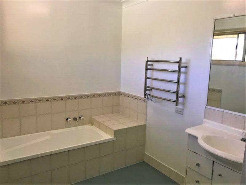 29 Hounslow Way, Seventeen Mile Rocks QLD 4073