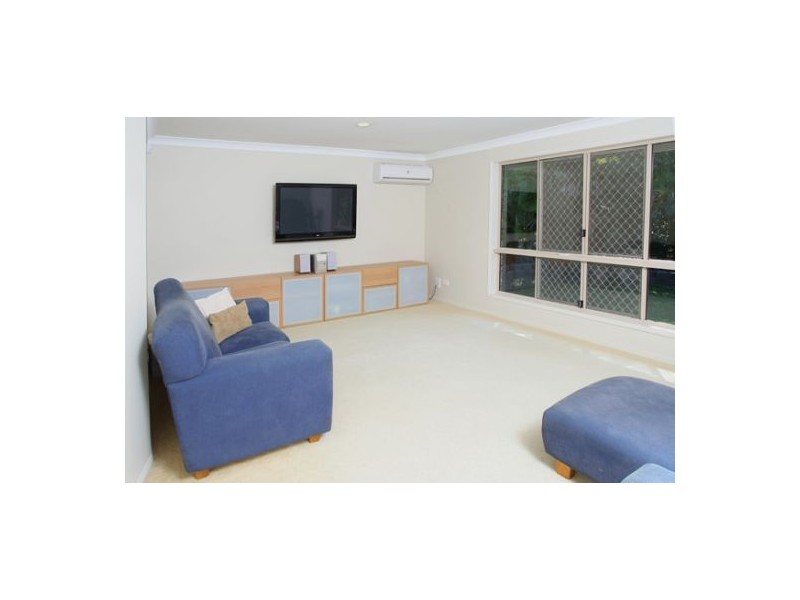 Sinnamon Park QLD 4073