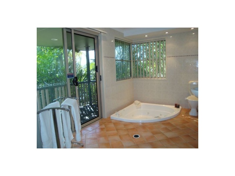 Sinnamon Park QLD 4073