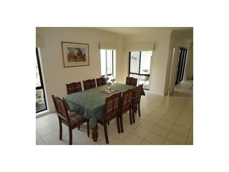 Mount Ommaney QLD 4074