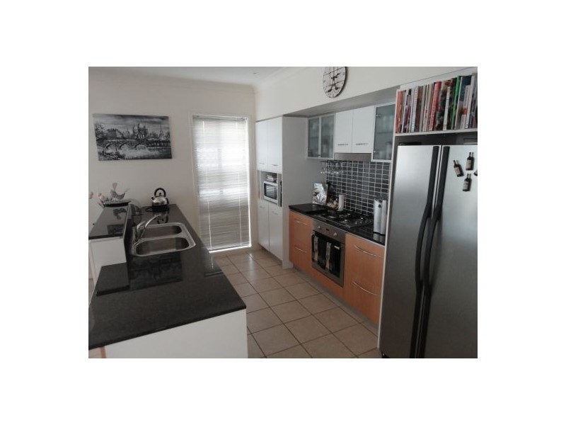 Mount Ommaney QLD 4074