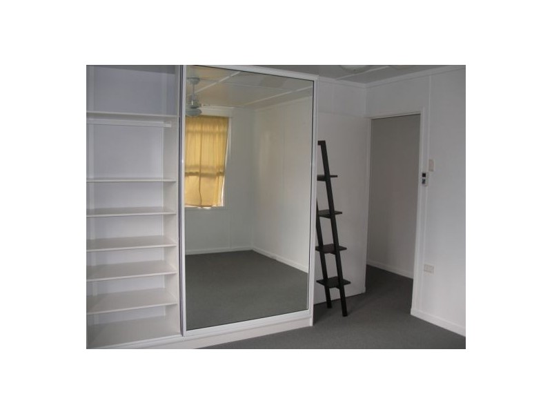 27 Wau Road, Darra QLD 4076