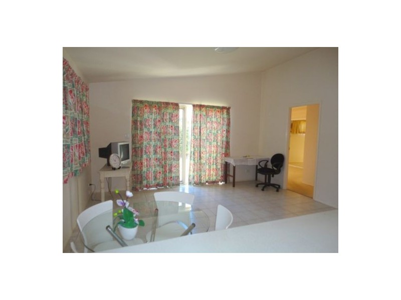 Seventeen Mile Rocks QLD 4073