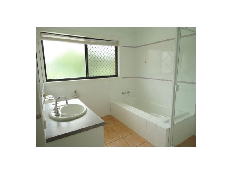 Jindalee QLD 4074