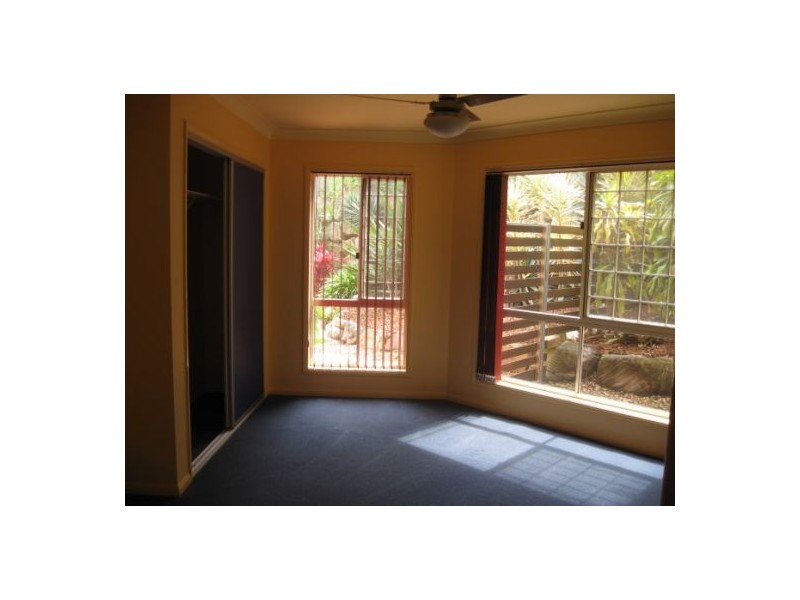 Mount Ommaney QLD 4074