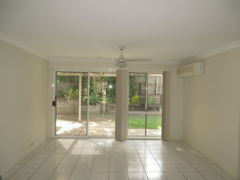 1 Harold Close, Sinnamon Park QLD 4073