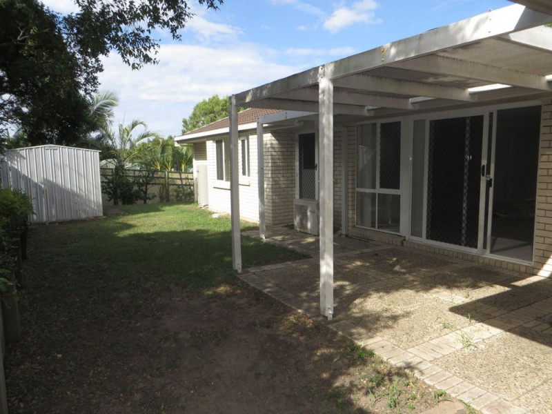 1 Harold Close, Sinnamon Park QLD 4073