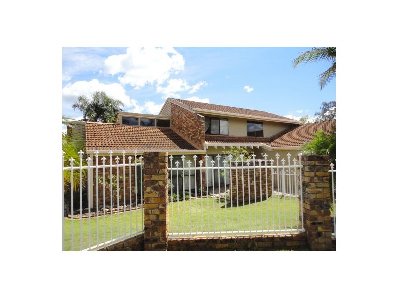 Mount Ommaney QLD 4074