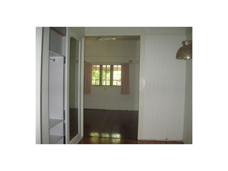 Indooroopilly QLD 4068