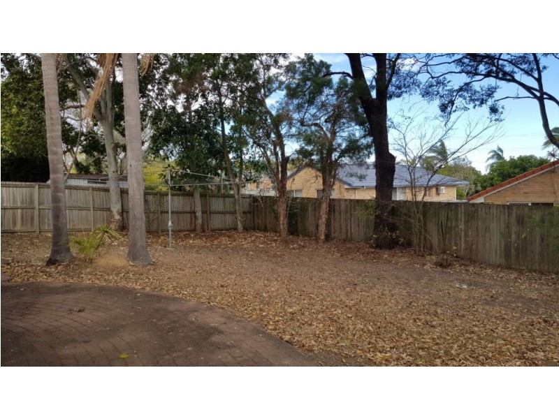 60 Port Street, Middle Park QLD 4074