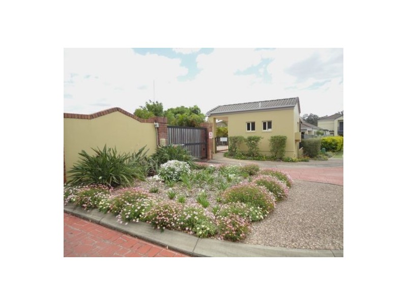 Sinnamon Park QLD 4073