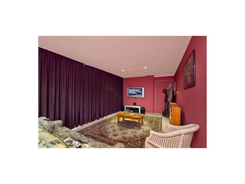 Mount Ommaney QLD 4074