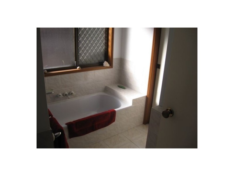 81 Glenross Road, Sinnamon Park QLD 4073