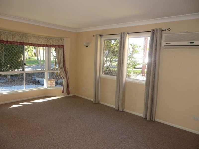 32 Acorn Circuit, Forest Lake QLD 4078