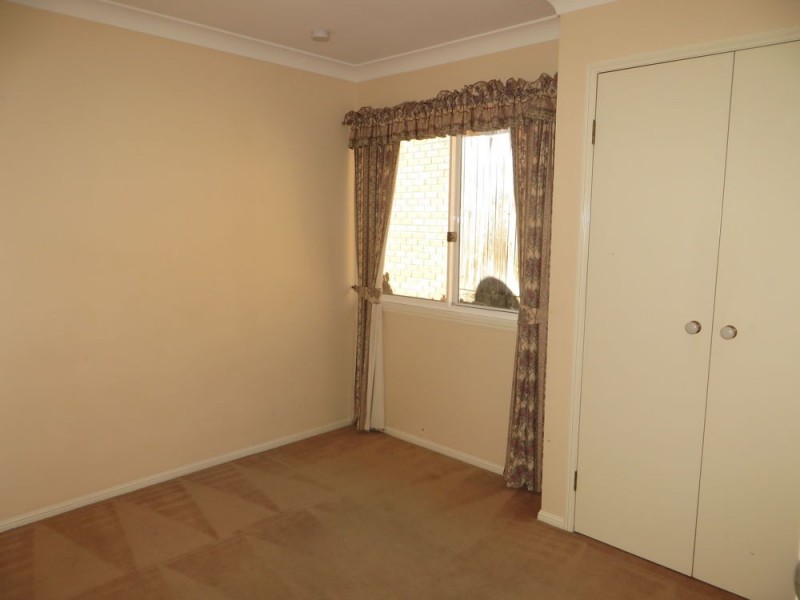 32 Acorn Circuit, Forest Lake QLD 4078